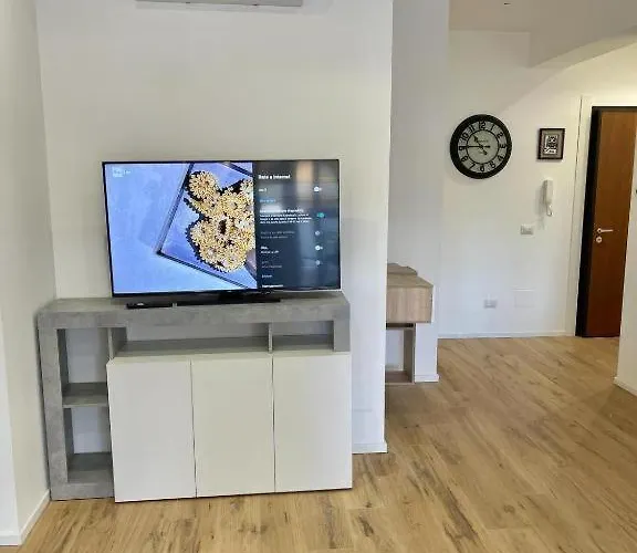 Apartamento Pm 34 Viale Imperatore - San Paolo Station